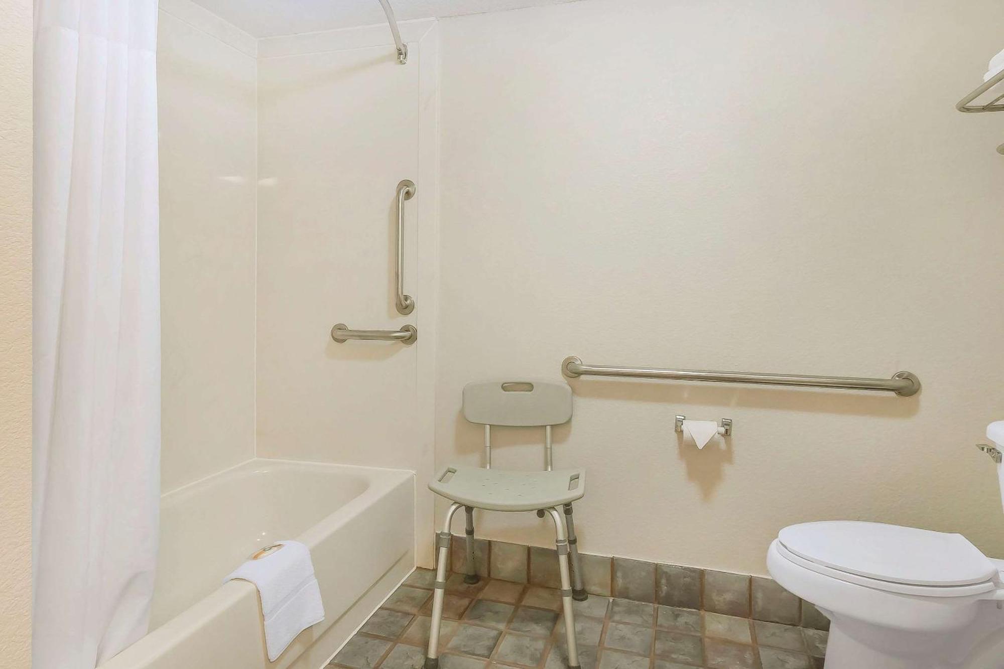 Quality Inn Charleston - Sikeston מראה חיצוני תמונה
